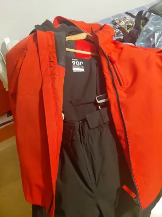 Traje de esquí 14 años Decathlon rojo y negro