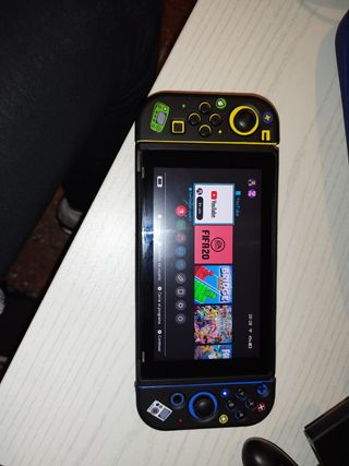 Nintendo Switch edizione Fortnite come nuova in vendita per non utilizzo