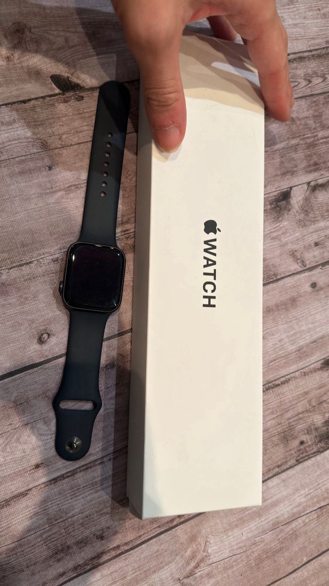 Apple Watch SE 44mm Midnight Sport Band E