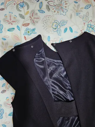 Vestido negro Mango espalda abierta