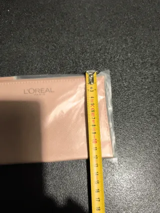 Pochette L'Oreal Paris Nuova