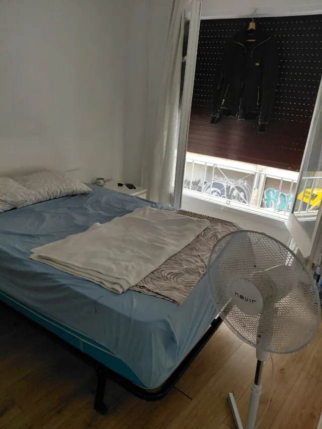 Habitación en alquiler  de20 Noviembre