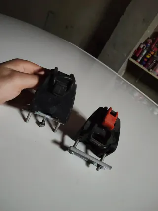 Soportes Porta Esquís Negro/Naranja