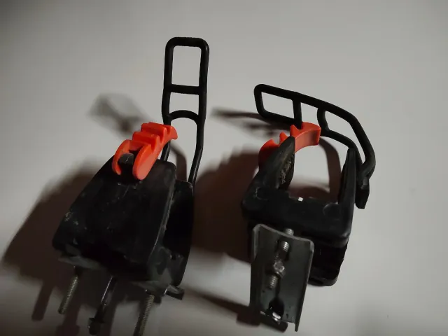 Soportes Porta Esquís Negro/Naranja