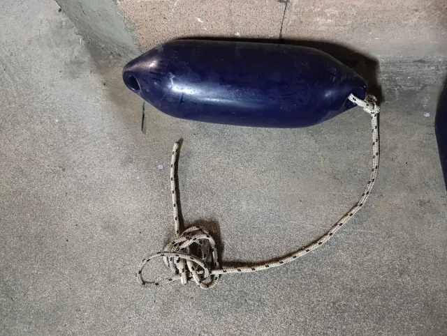 2 Defensas Náuticas Azul Marino