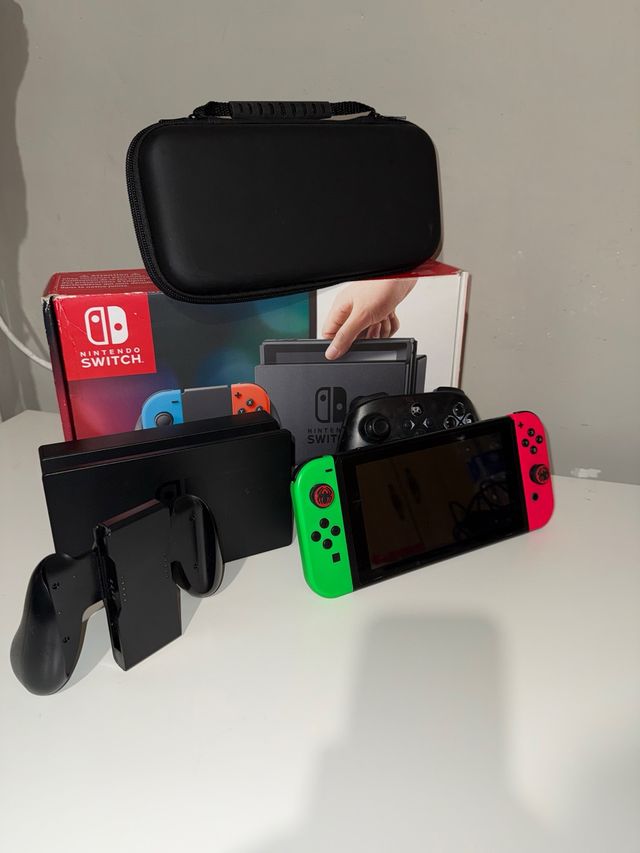 Nintendo Switch con accessori