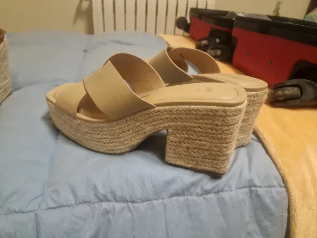 Sandalias Zara Beige Cuña Cruzadas