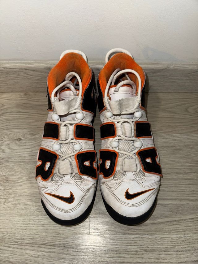 Nike Air More Uptempo 42,5 Negro/Naranja