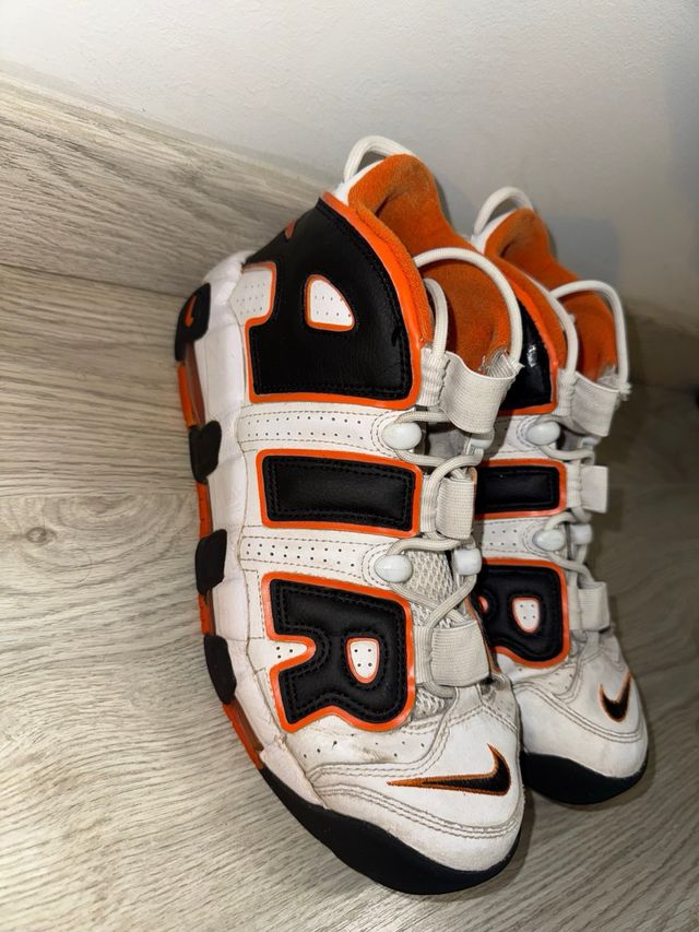 Nike Air More Uptempo 42,5 Negro/Naranja