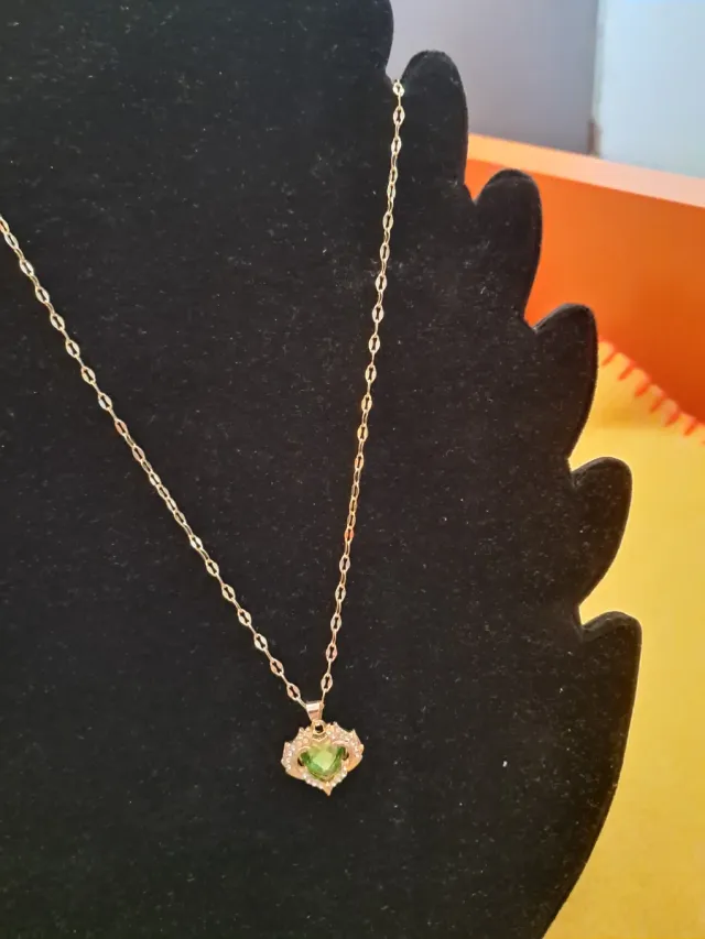 Collar Corazón Verde Baño Oro