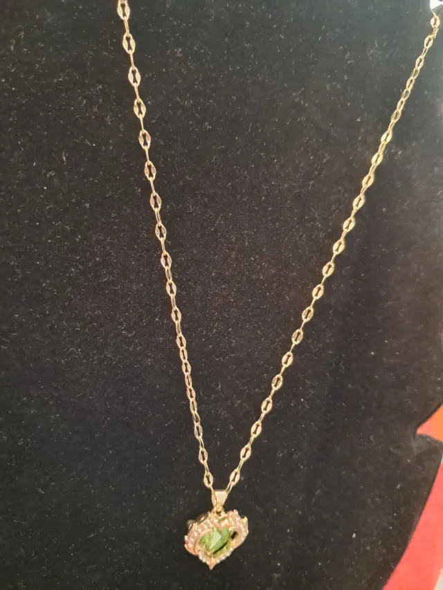 Collar Corazón Verde Baño Oro