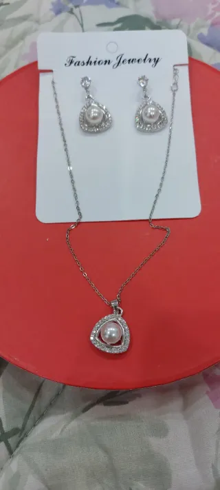 Set Collana e Orecchini Bijoux