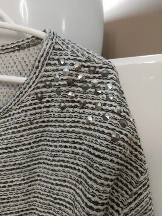 Jersey rayas tachuelas hombros