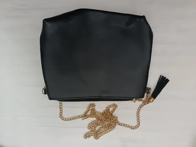 Bolso mariposa con pedrería