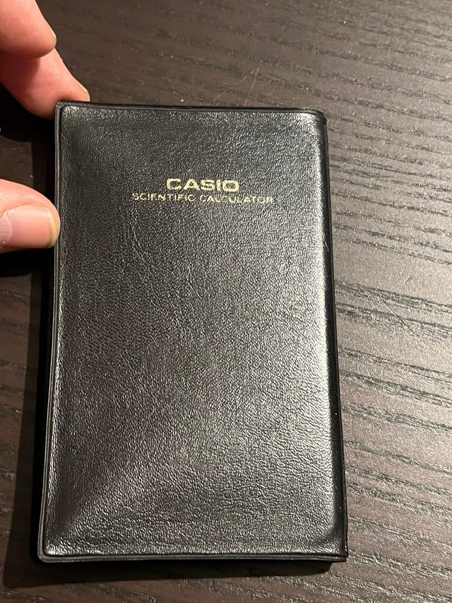 Calculadora Científica Casio fx-411 solar