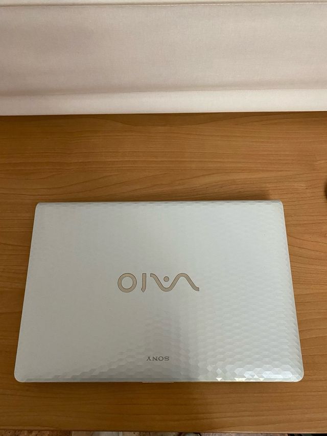 Portátil Sony VAIO Blanco con cargador original