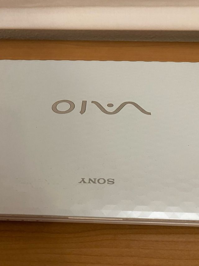 Portátil Sony VAIO Blanco con cargador original