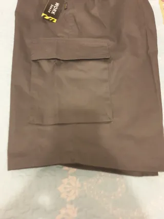 Pantalón corto trabajo Talla 52 Nuevo