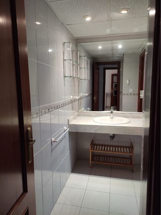 Piso céntrico con garaje y trastero c/maestro