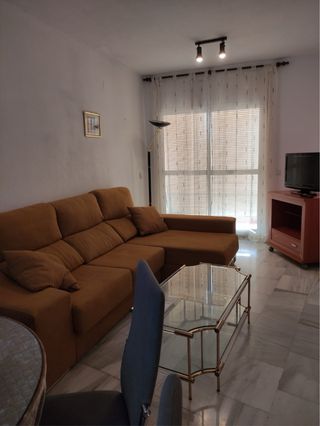 Piso céntrico con garaje y trastero c/maestro