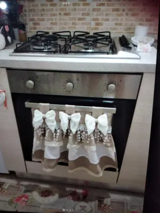 Copriforno 3 balze con fiocchi