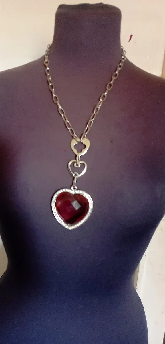 Collana con ciondolo cuore grande a zircone marron