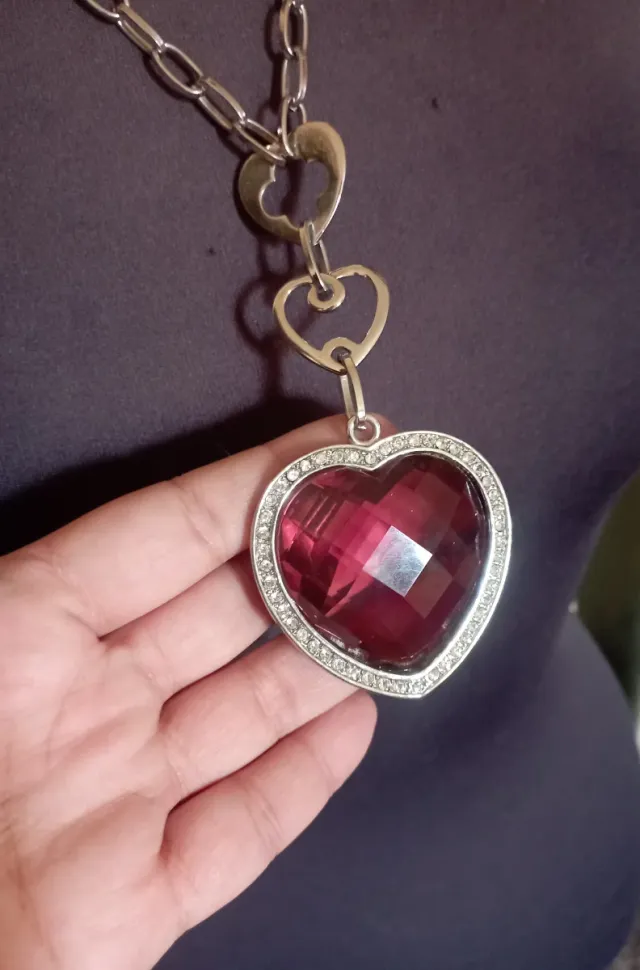 Collana con ciondolo cuore grande a zircone marron