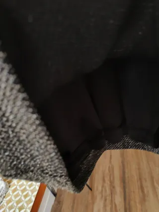 Vestido plateado brillante manga larga