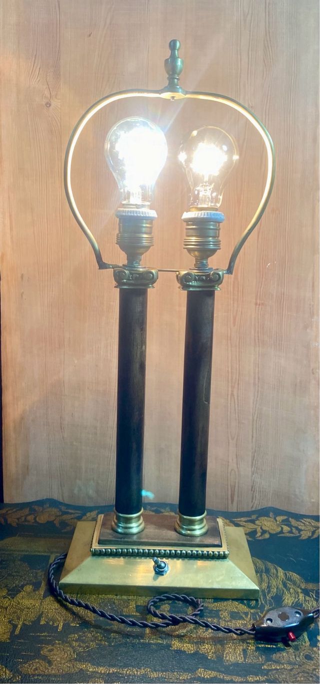 Lámpara doble columna estilo Imperio