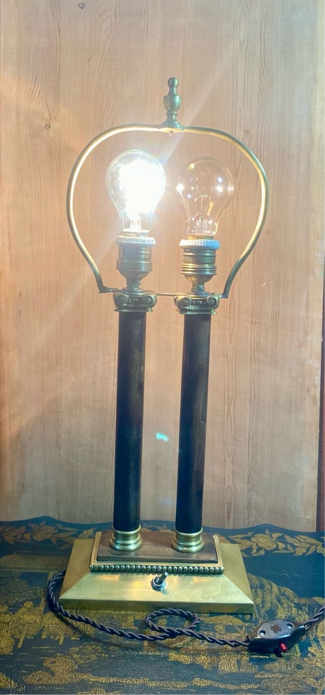 Lámpara doble columna estilo Imperio