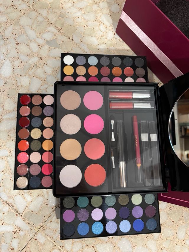 Set de maquillaje Douglas