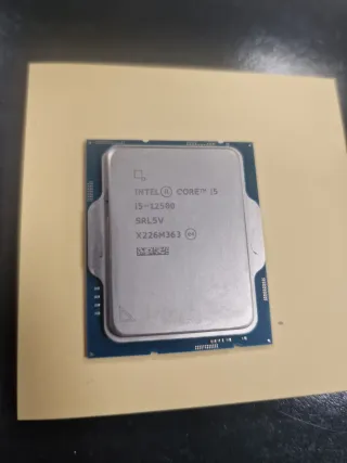 Intel Core i5-12500