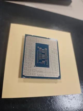 Intel Core i5-12500