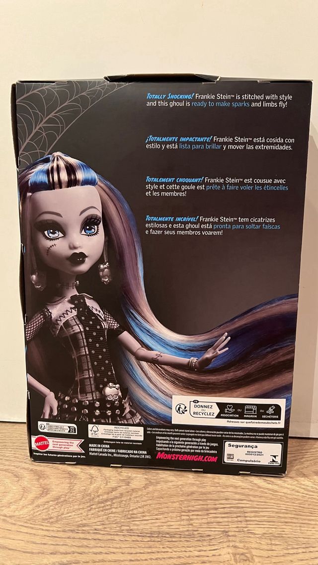Monster High Frankie Stein Reel Drama