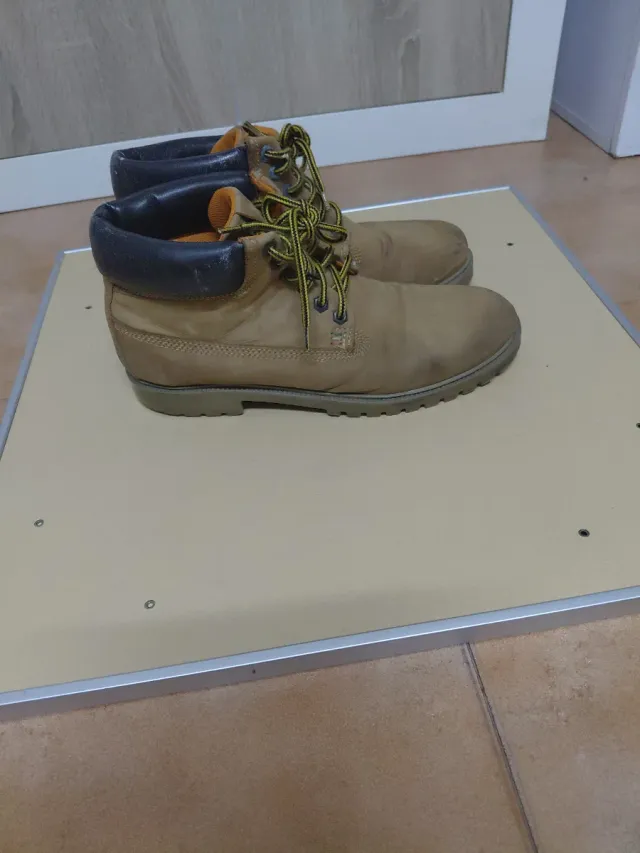 Botas hombre talla 44