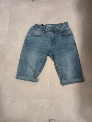 Pantalón vaquero corto niño