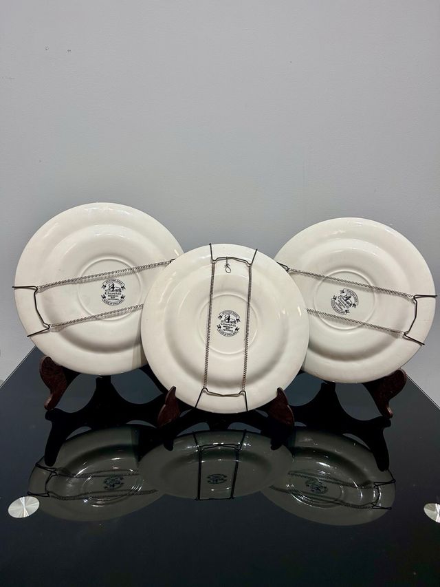 Set 3 Platos Churchill Hunting Dogs