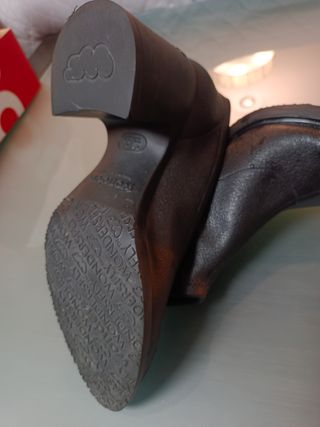 Botines Wonders Mujer Negro