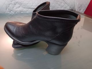 Botines Wonders Mujer Negro