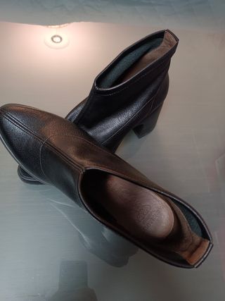 Botines Wonders Mujer Negro