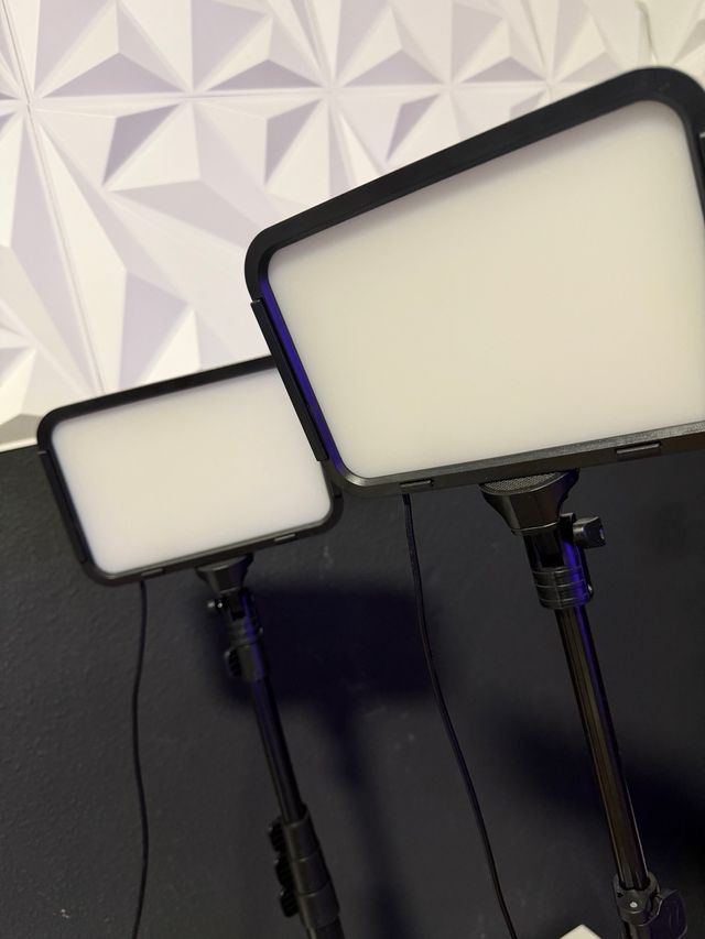 2 Luces LED Video con Trípode Ajustable