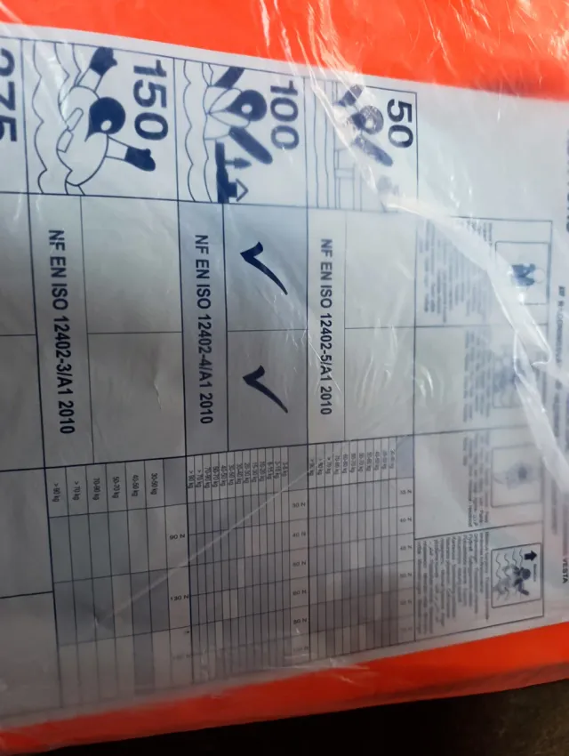 Chaleco salvavidas naranja