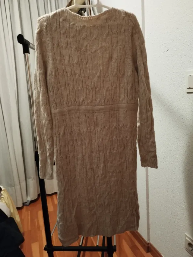 Vestido jersey trenzado beige