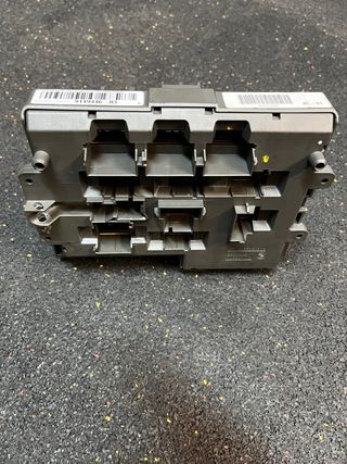 Caja Fusibles y Relés BMW 320D E91