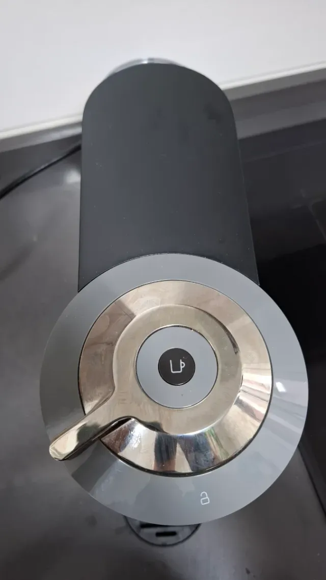 Cafetera Nespresso Vertuo DeLonghi