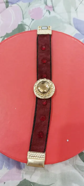 Bracciale donna con pietre rosse e oro