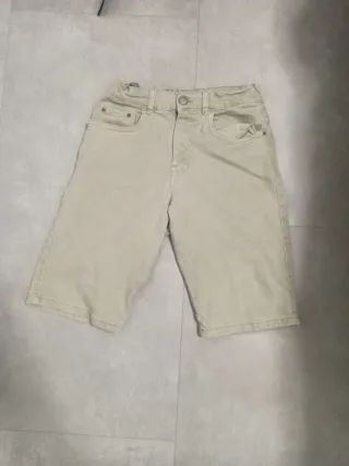 Pantalón vaquero niño beige