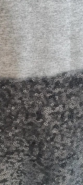 Vestido casual chic gris y negro