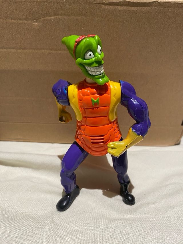 Figuras de acción The Mask y Dragon Ball