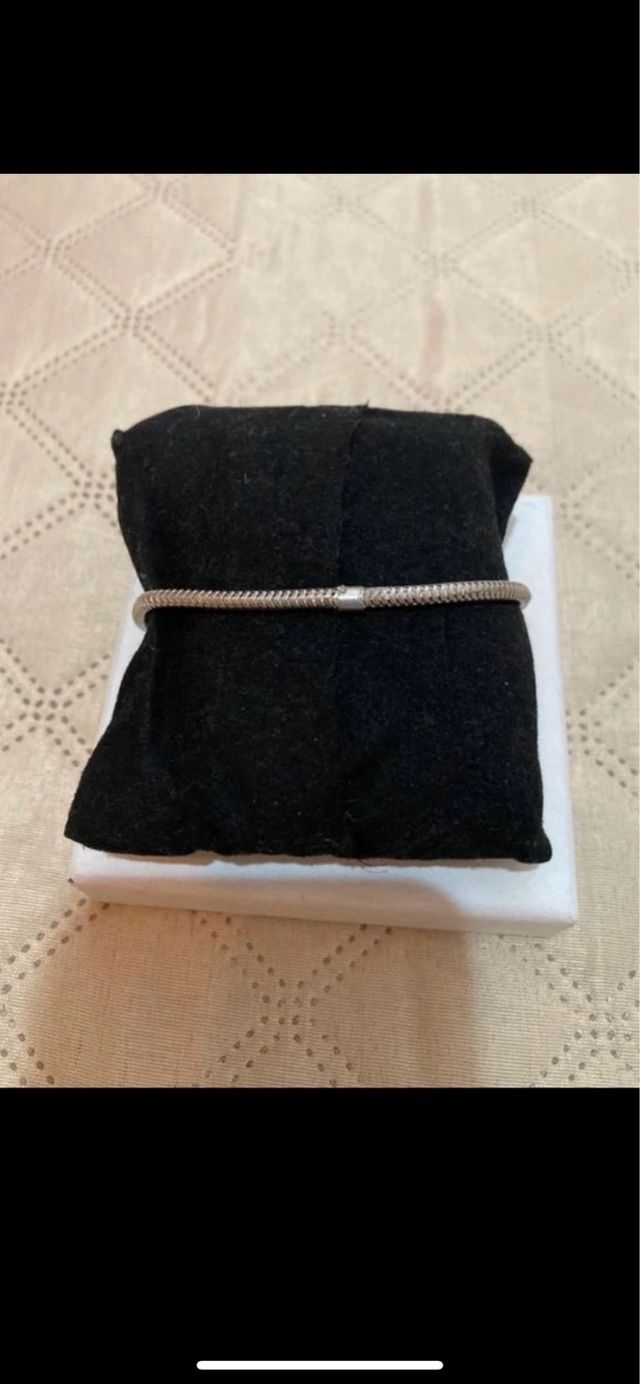 Pulseras de plata